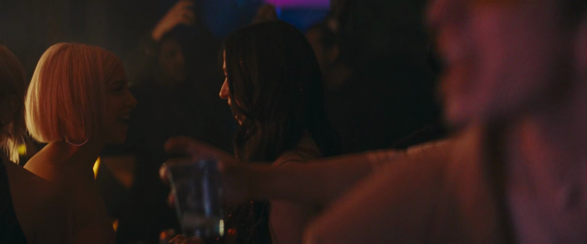 Shot 199