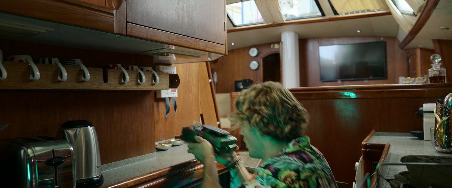 Shot 835