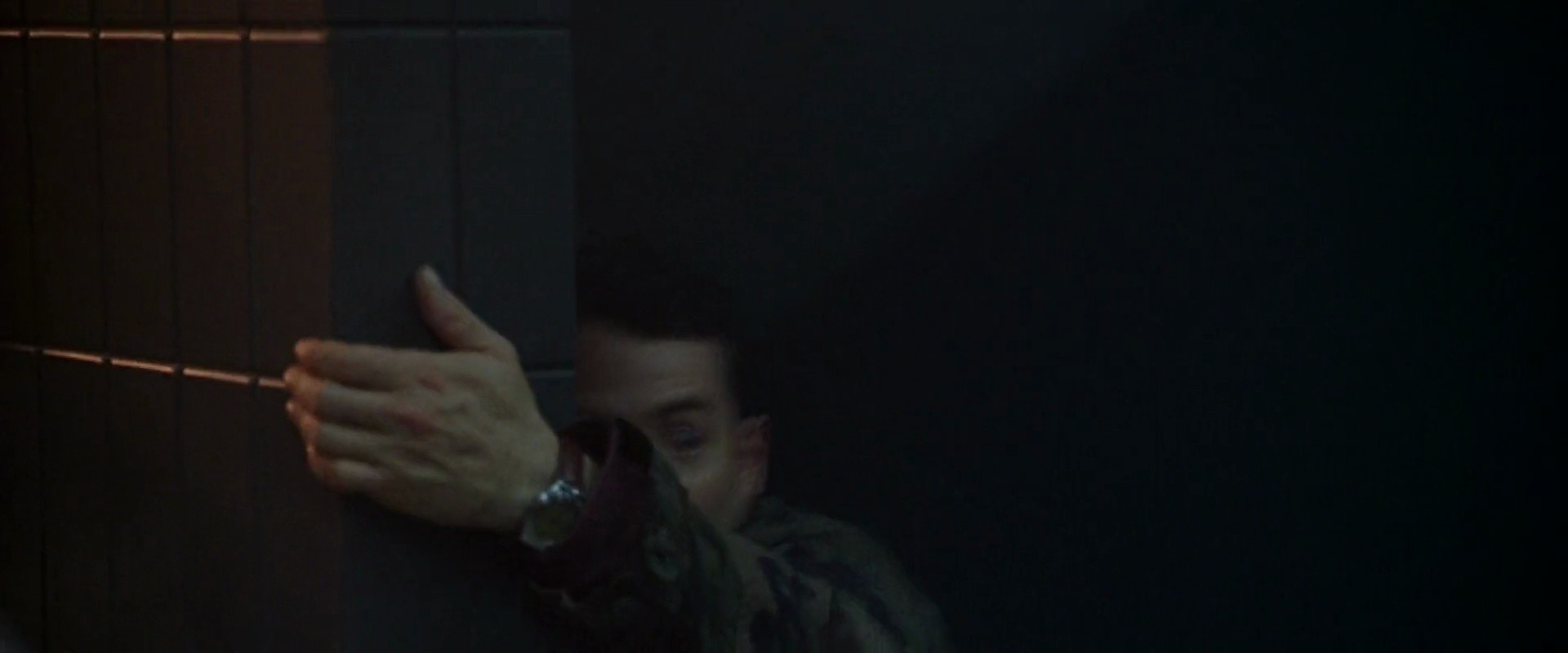 Shot 2044