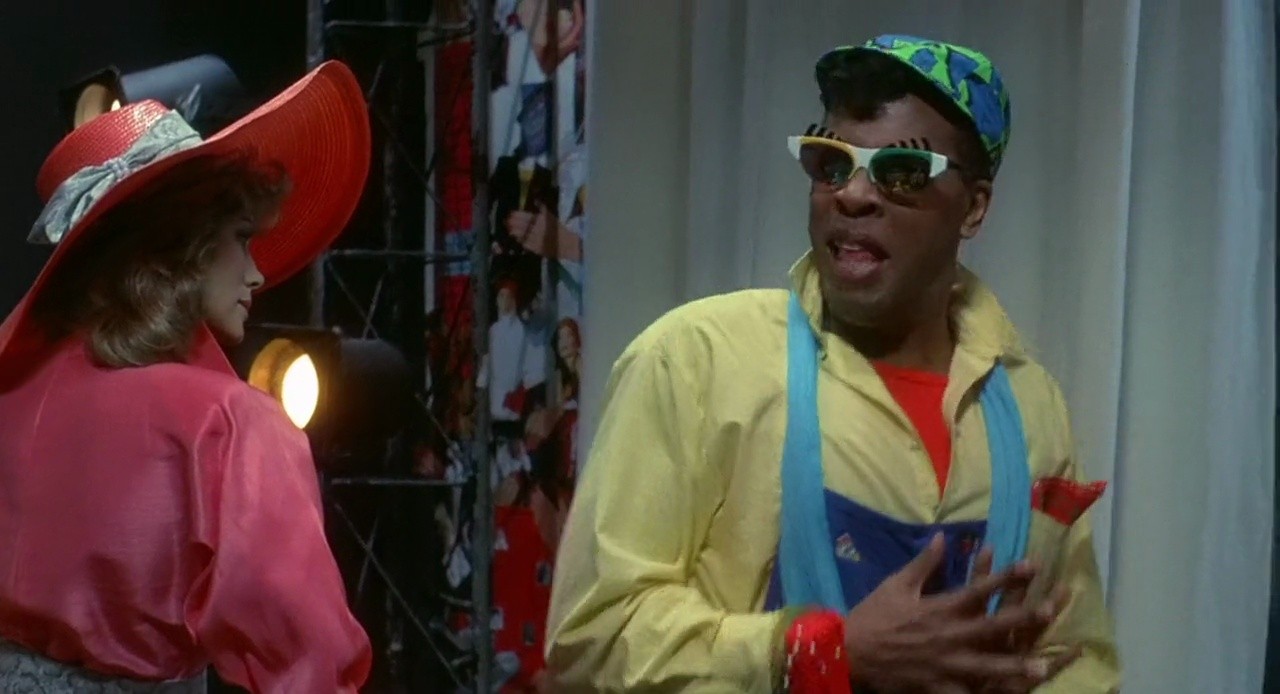 Shot 208