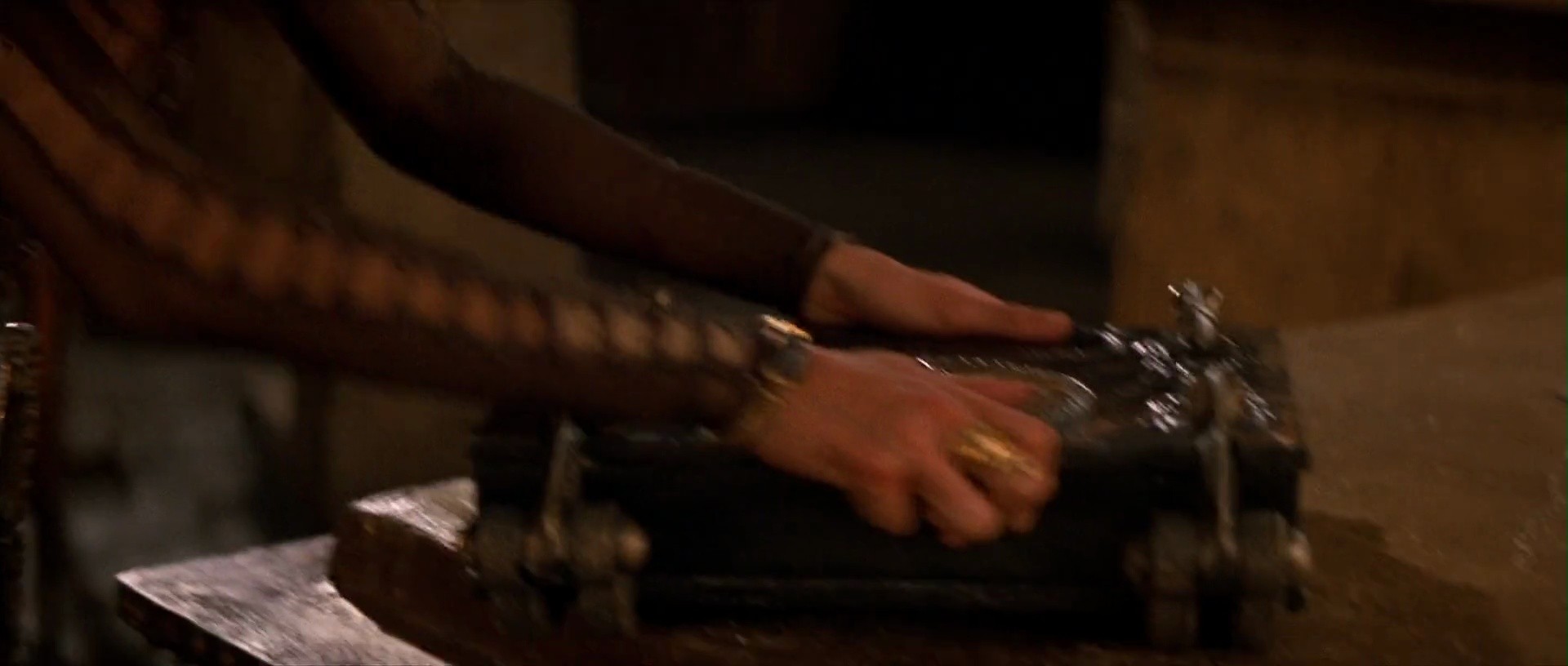Shot 2044