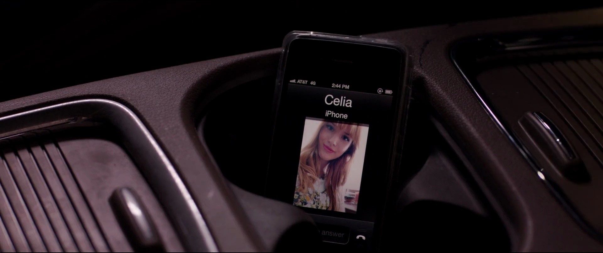 Shot 943