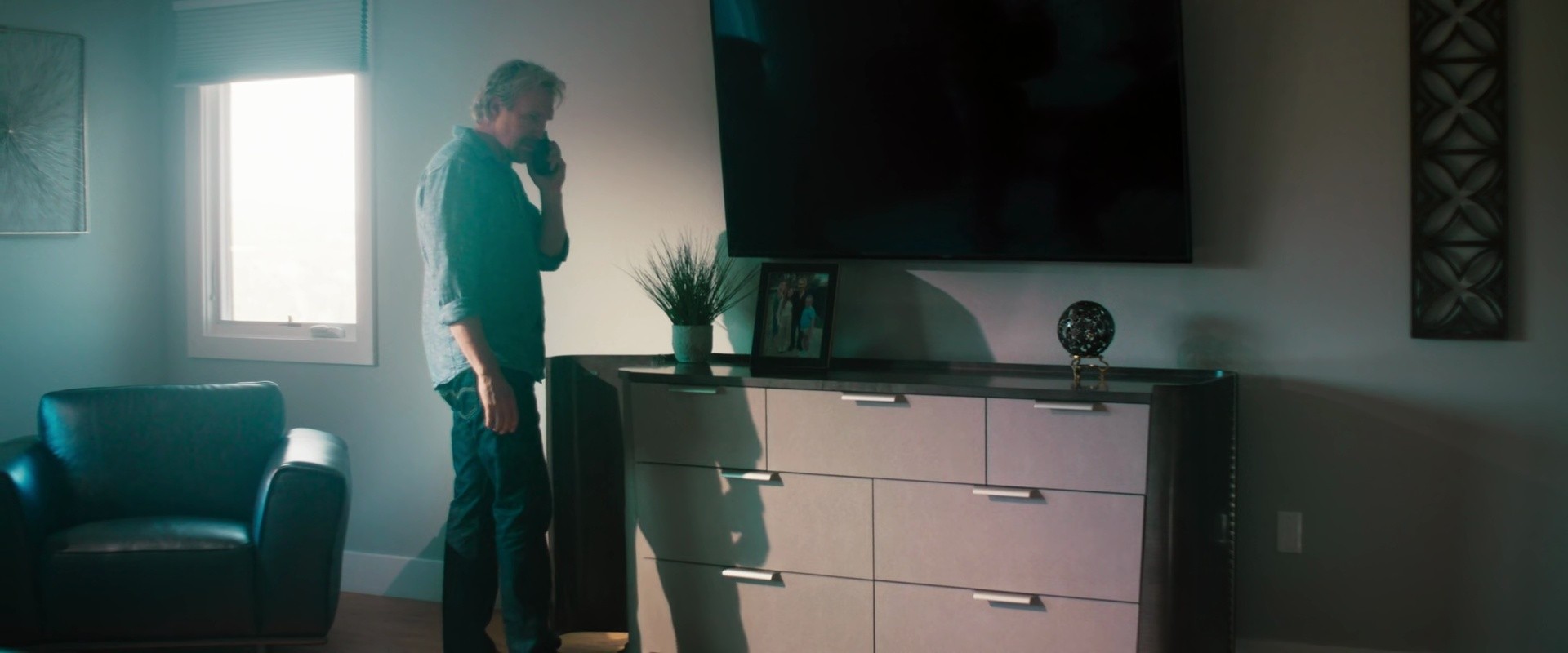 Shot 402