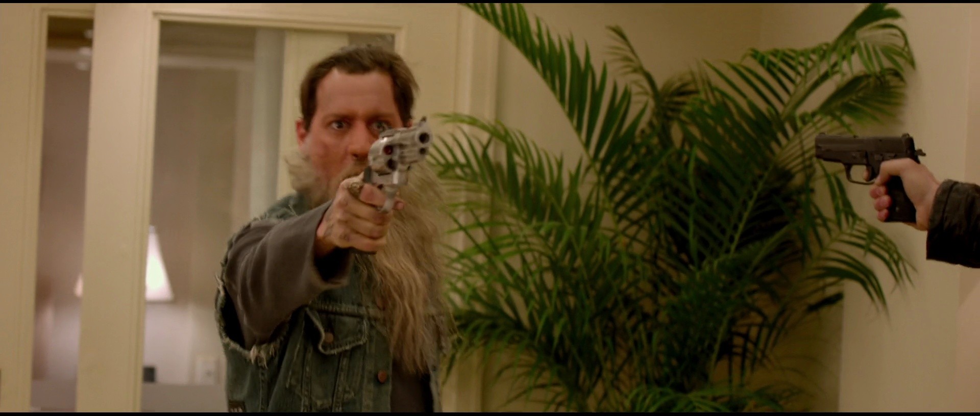 Shot 2047