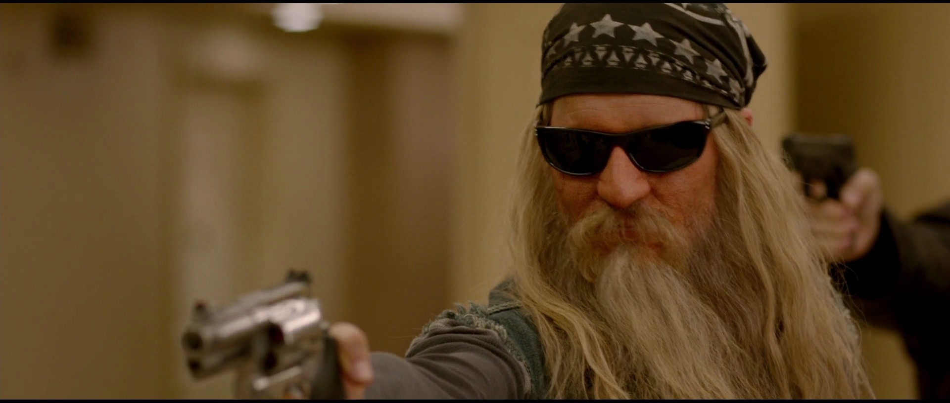 Shot 2043