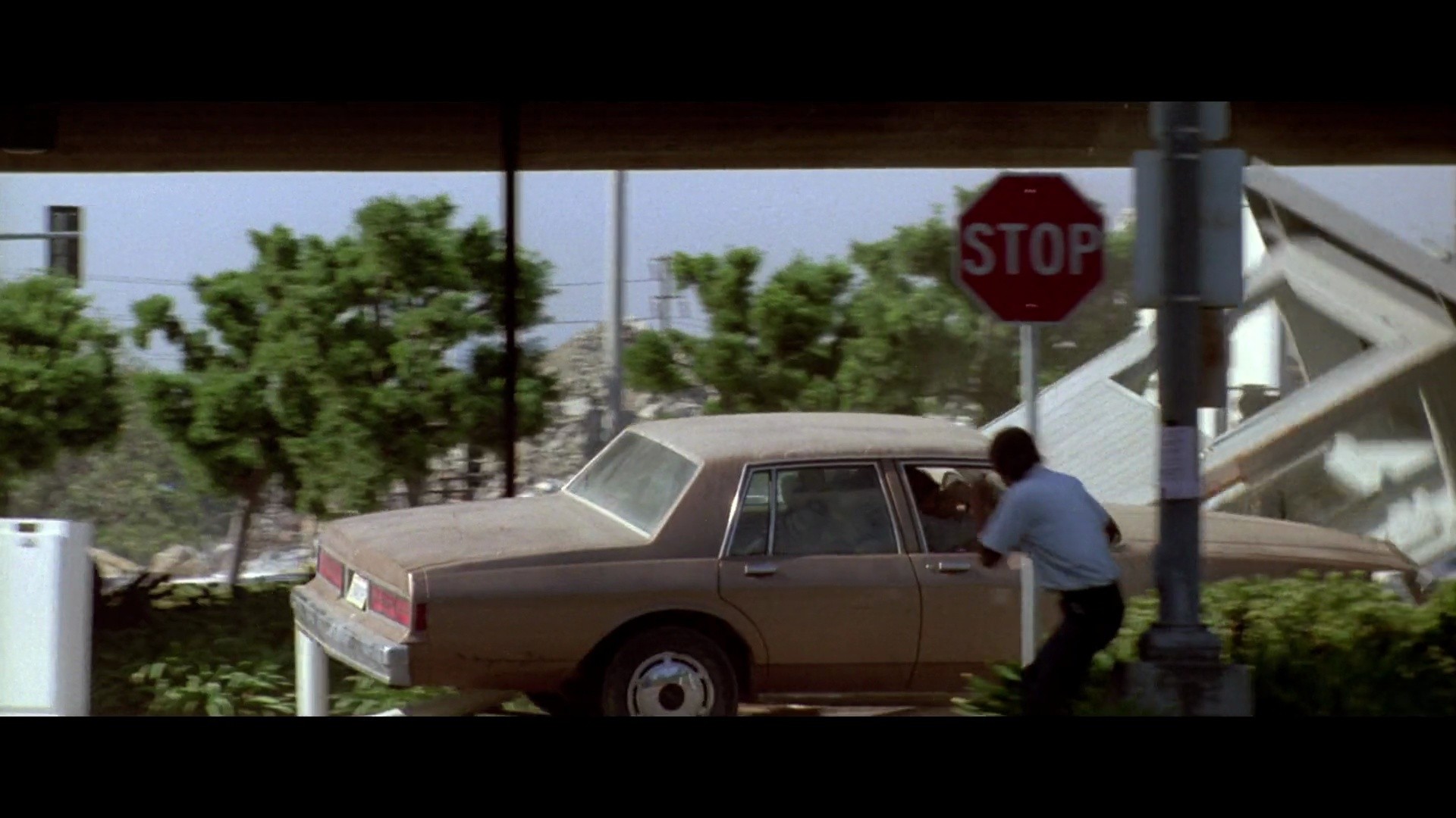 Shot 907