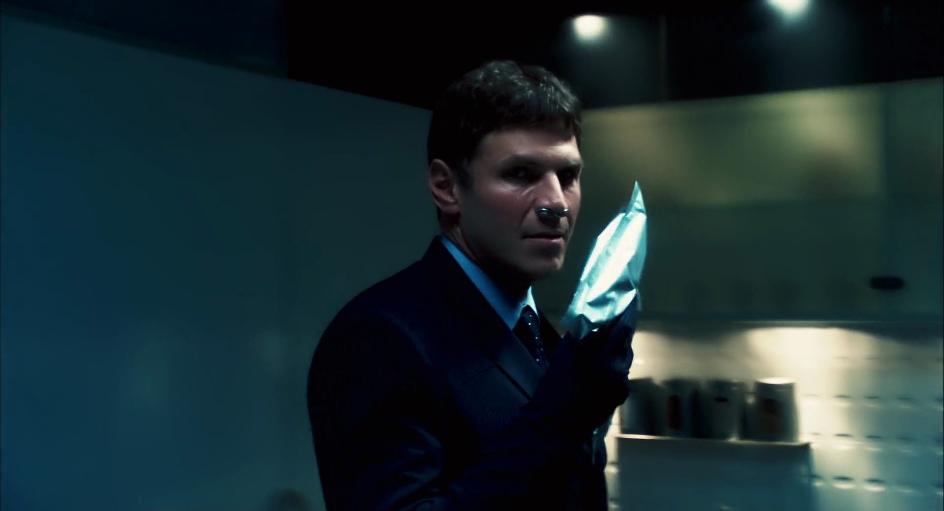 Shot 905