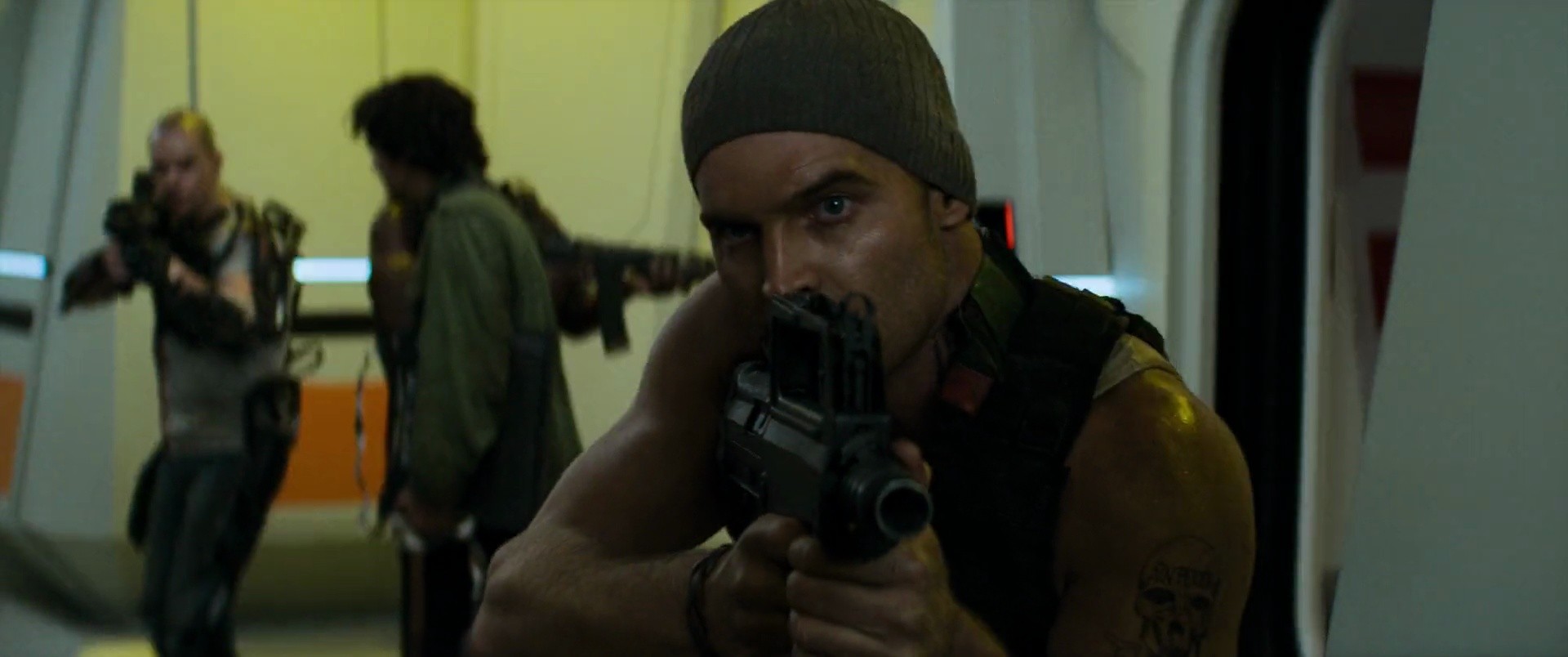 Shot 2044
