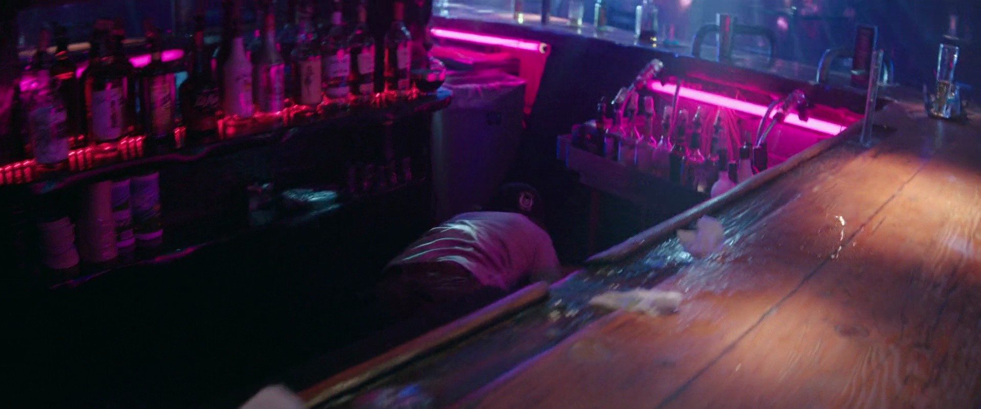 Shot 887