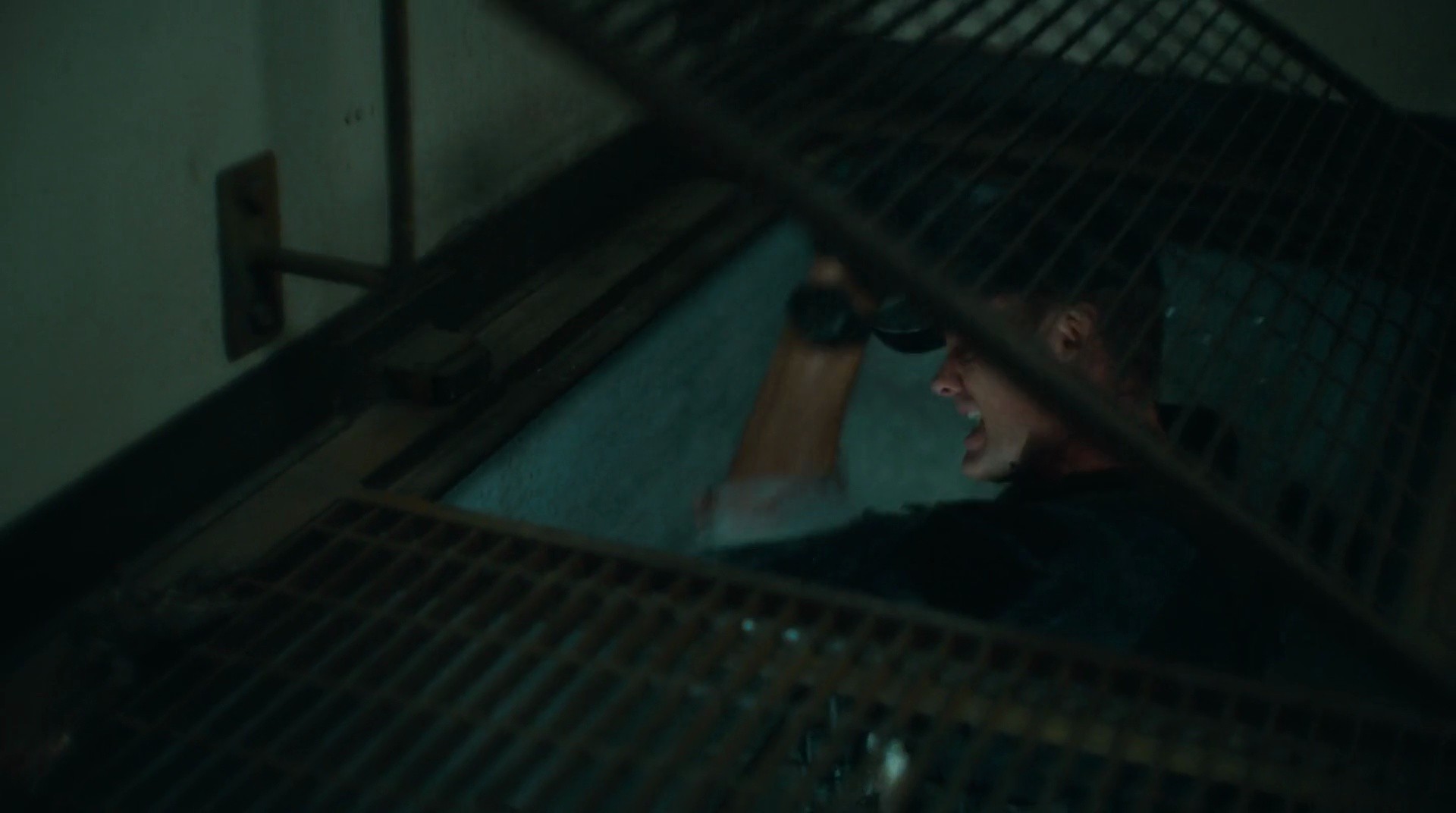 Shot 2055