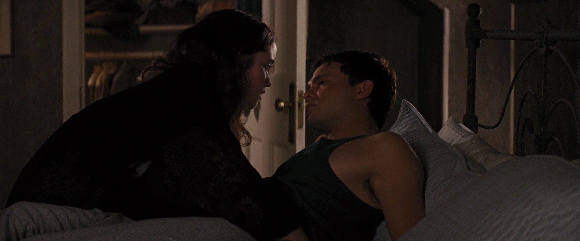 Shot 890