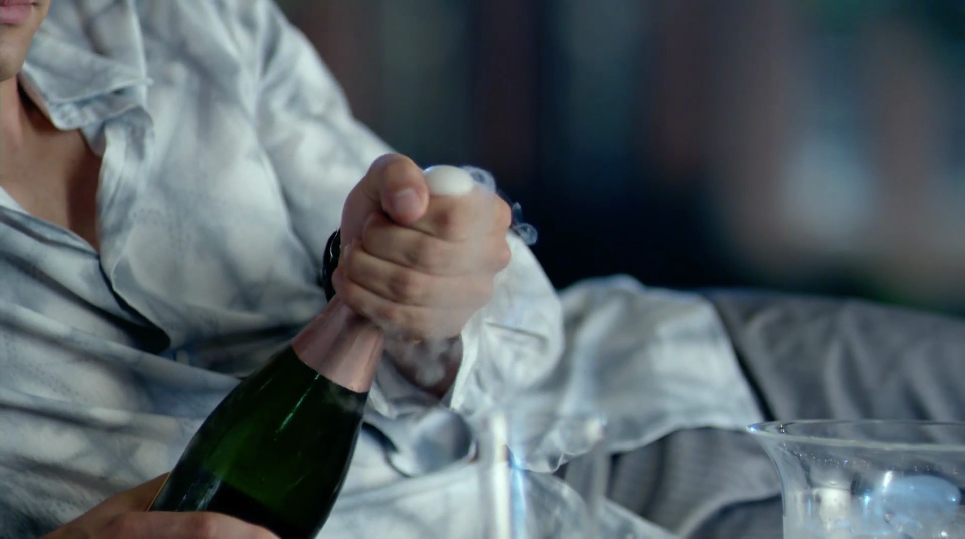 Shot 887