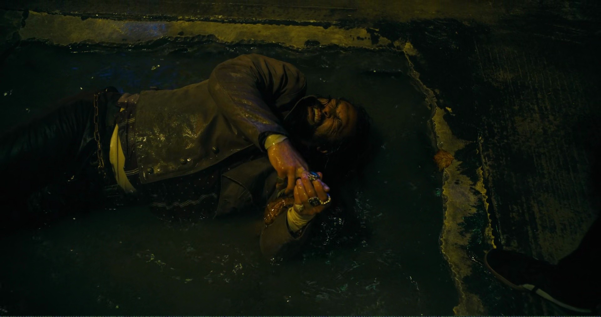 Shot 3103